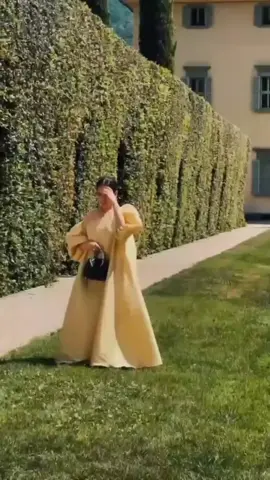😎🥰🔥#cantikmasyaallah #nagitaslavina #nagitaslavinafashion 