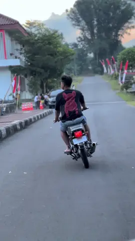 Lungguh seng tenang sing gagah karo ngomong alhamdulilah #gl100 #fypシ #glgank🤙 