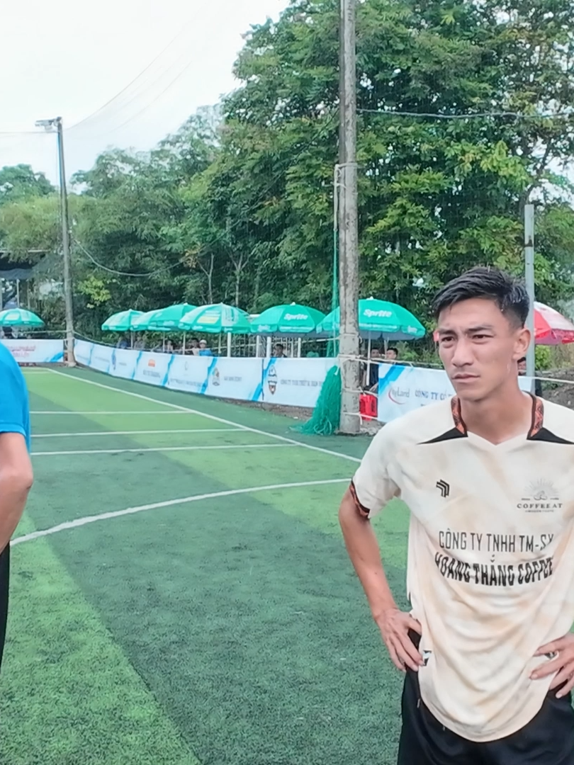 Anh em nhận ra đc các siêu phủi nào?? #worldcupphuquoc #eldomedia #blvkhoailang #mientayfootball #phuquoc