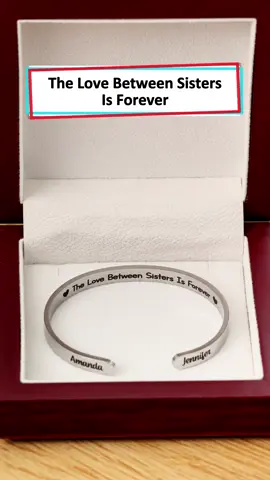 Sisters by blood, friends by choice. This personalized bracelet is the perfect way to celebrate your special bond ✨👯‍♀️ #wanderprints #personalized #gifts #giftsforher #sister