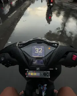 Hn ngày mưa #txspeed #peggy #han #quangvan #sh350 