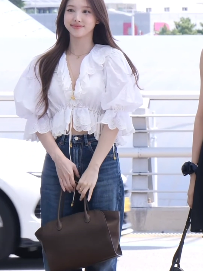 #twice #nayeon #twiceairport #fancam #once 