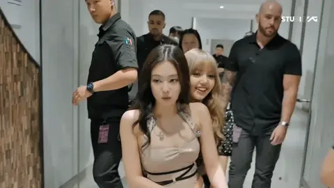 Blackpink deadline LA (behind behind scene) #fyp #blackpink #bts #blackpinkconcert 