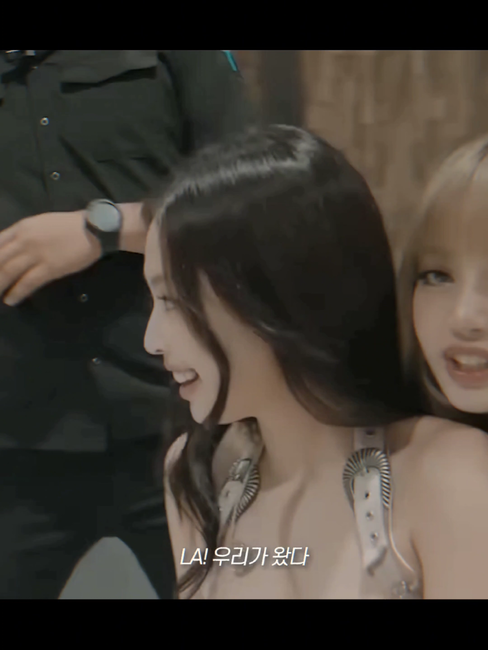 gemec amayy ade kaka yg satu ini 😭🤏🏻 #jennie #lisa #foryou #blackpink #fyp 