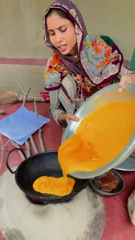 সিজিনের প্রথম তালের রুটি বানানু।