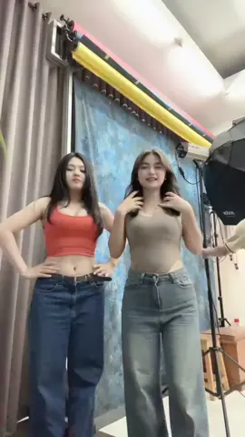 Eh begoyang dia