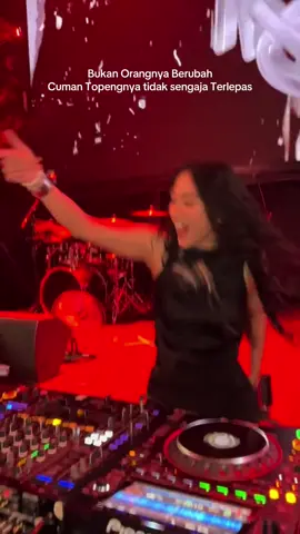 Keren Goyang DJ amerika#djremix #djfullbass #djmix #djviraltiktok #djviral 