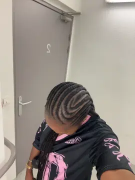 Juste pour montrer ma coiffure #nattescollées #tressafricaines #pourtoii #gabon🇬🇦 #tiktokafrique🇹🇬🇨🇩🇨🇮🇧🇯🇬🇦🇨🇲🇬🇦 