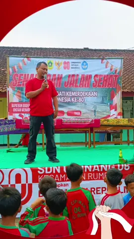 memeriahkan Dirgahayu RI ke 80th. Merdekea ✊💪🥳🥳🥳🥳#kemerdekaan #jalansehat #kampunghalaman 
