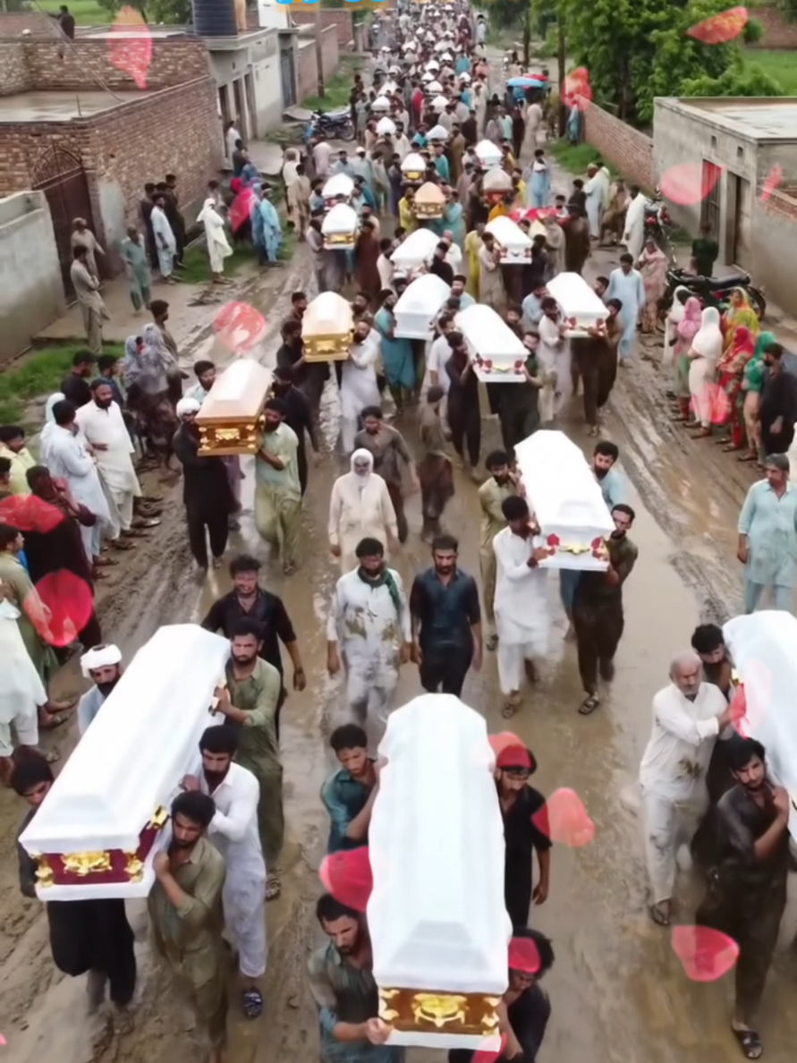 Ye Qayamat Nahen To Kia Hai😭😭😭🤲🤲🤲💔💔💔 #AllahAkbar #foryou #EmotionalVideo #floodwarning #uzairbhai  @ProAi_Baby @🕌🕋Islami_Roshni🕋🕌 