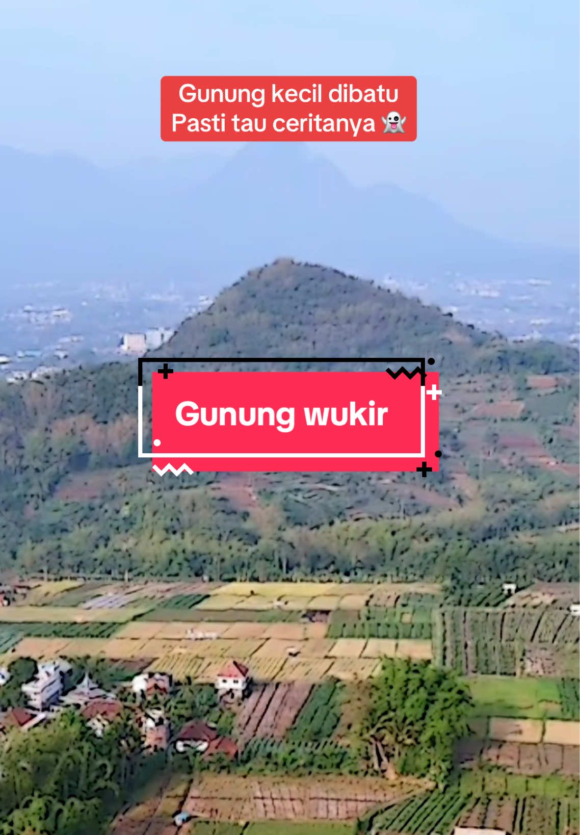 GUNUNG WUKIR || gunung tempat Arjuna bertapa diberi nama Gunung Arjuna, sementara potongannya diberi nama Gunung Wukir yang berada di wilayah Desa Torongrejo, Kecamatan Junrejo, Kota Batu. Sama seperti Gunung Arjuna yang memiliki cerita mistis dan banyak peninggalan bersejarah berupa situs-situs. Gunung Wukir yang memiliki ketinggian hanya 635 mdpl tersebut juga dikeramatkan dan banyak ditemukan jejak sejarah berupa arca serta situs Candi Pendem disekitarnya. Itulah sekilas asal muasal keberadaan Gunung Wukir di Kota Batu.#fyp #fypシ゚ #horror #gerandongtv #gunungwukir 