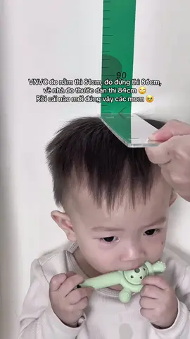 Rồi cái nào mới chuẩn vậy các mom ơi, xin 1 phương pháp đo chiều cao chuẩn đét cho con với ạ 🙄🙄 #embeKhoaisayhi #embetiktok #fyp 