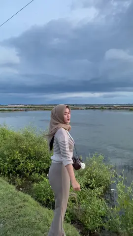 adek layla bedenah ghun vita kak🤣