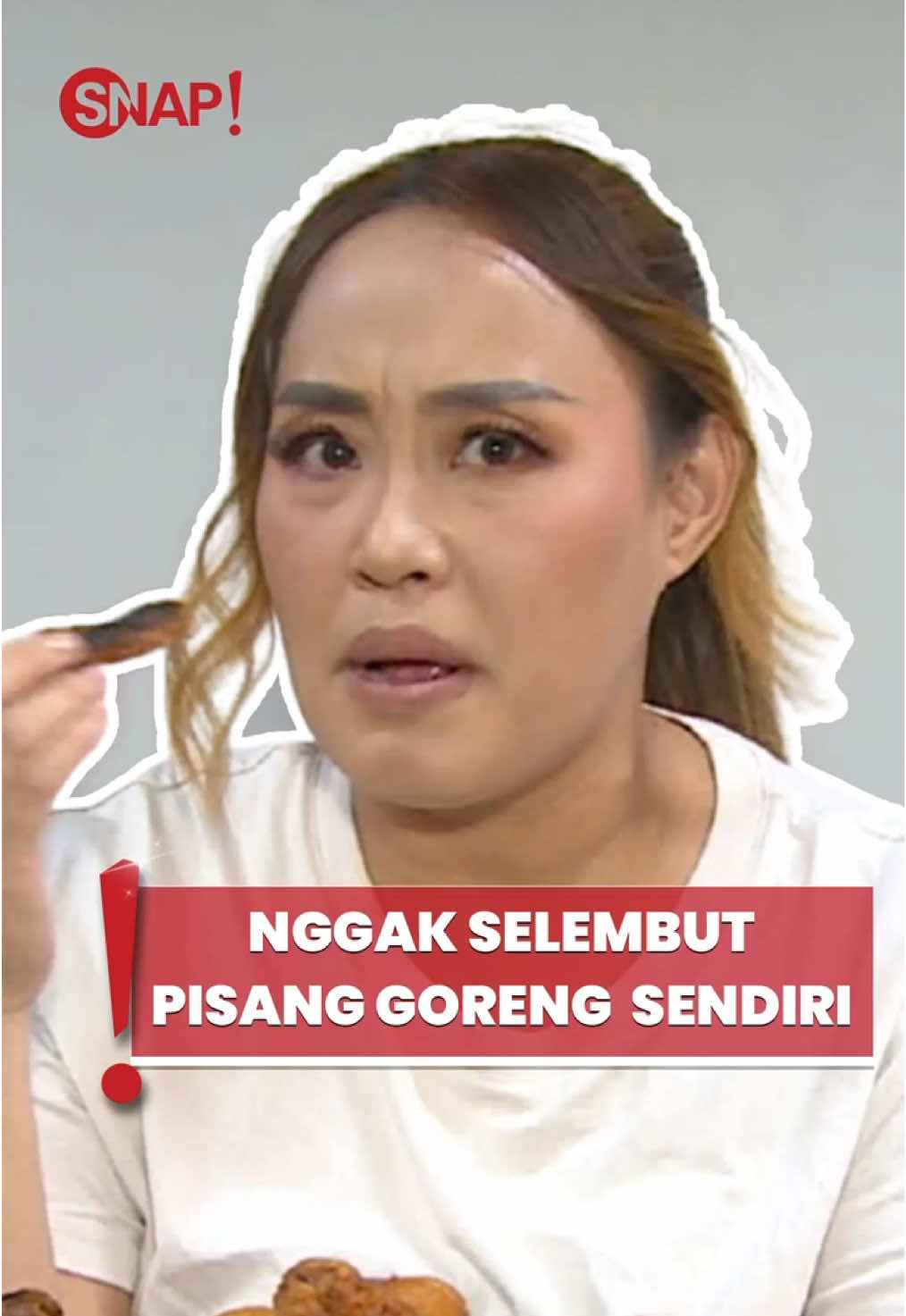 Pinkan Mambo sebut pisang goreng miliknya sangat lembut #pinkanmambo #fyp 