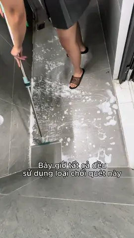 Không chỉ là chổi – là trợ thủ đắc lực của mọi nhà #choigatnuocsilicon #giadungtienich #caygatnuocsannha #dondep #giadungthongminh #trending #xuhuong 