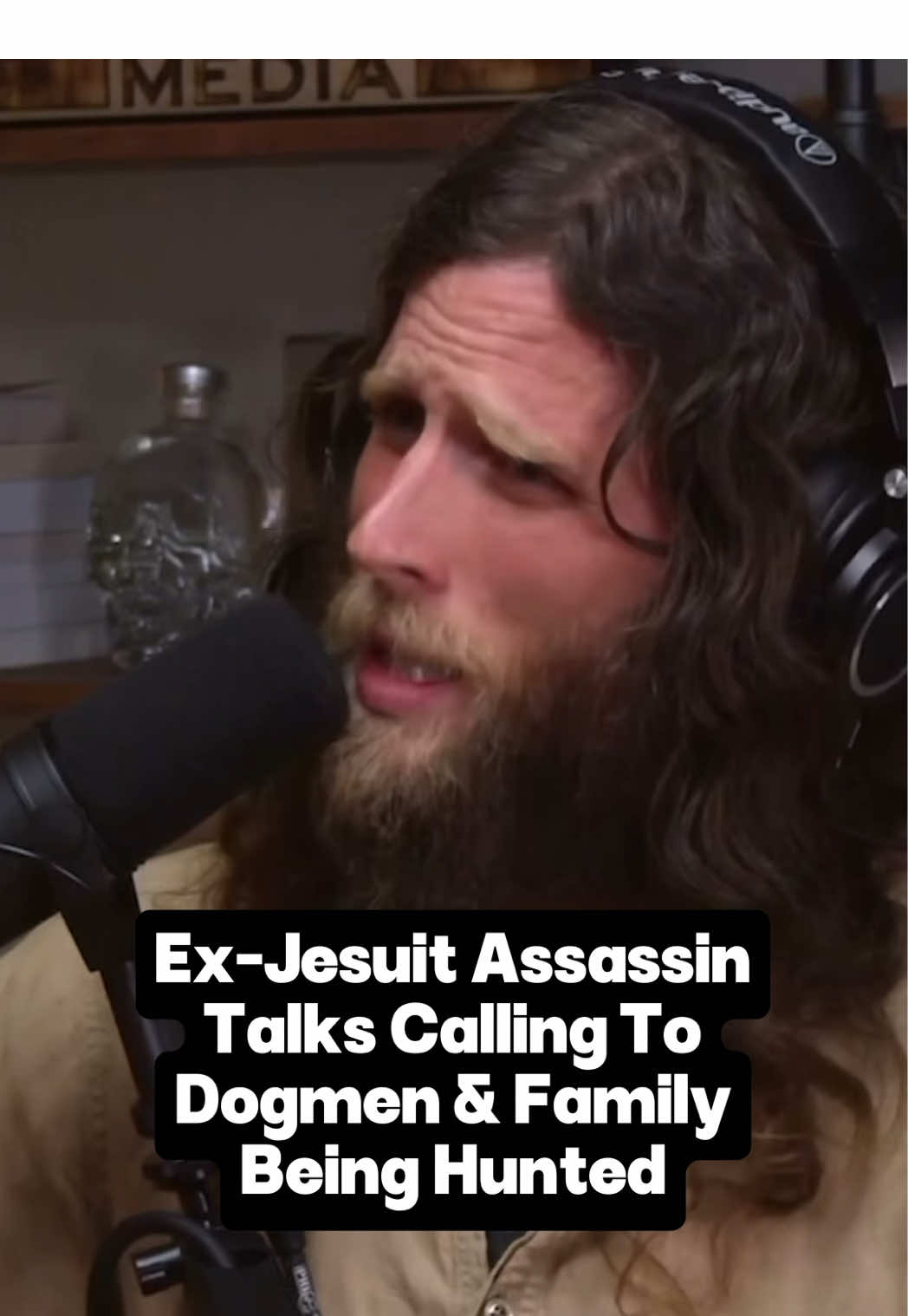 Ex-Assassin talks about calling to Dogmen in caves & his family being hunted 665: Bloodlines of Monsters
