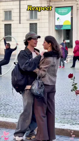 Giving Roses to stranger couple 🌹🌹🌹#MessiCam #TikTokLive #MessiOnTikTok #PlayerSpotlightMessi #LeaguesCup2025#usatiktok 