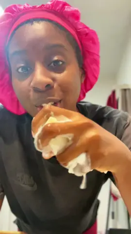 My skincare routine while visiting my boyfriend in Spain.. Unfortunately the magic pearl cream is out of stock, because it’s that good so hurry and get your Saint Savon soap while stocks last! @Saint Savon  #skincare #saintsavon #morningroutine #contentcreator #xyzabc 