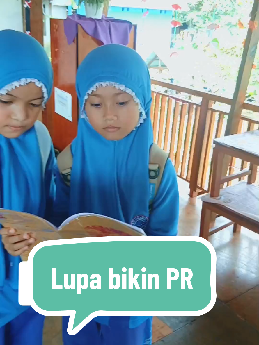 Ketika siswa lupa ada PR #fyp #guru #siswa #viral #trending 