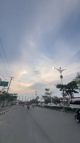 Jalan jalan sore men 🤘 #balikpapan #truck #fyp #viral #capcut 