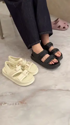 Sandal đơn giản mà lên chân xinh lắm ạ 😻 #reviewgiay #reviewgiaydepgiare #giaysneaker #giaythethao #xh                