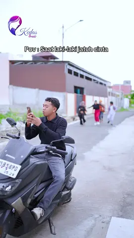 Pernah ketemu orang gila belum?