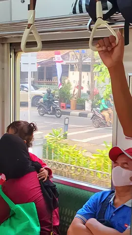 silih berganti  Original video by @zoomie77 📱 Google Pixel 7 Pro  🎥 Cinematic vidio @nalwavee  🔧 Cocok buat Story, Prank, Kata-kata  📥 Follow buat stok video original tiap hari #xyzbca  #pixel7pro   #mentahanvidio #mentahanvideo #mentahan 