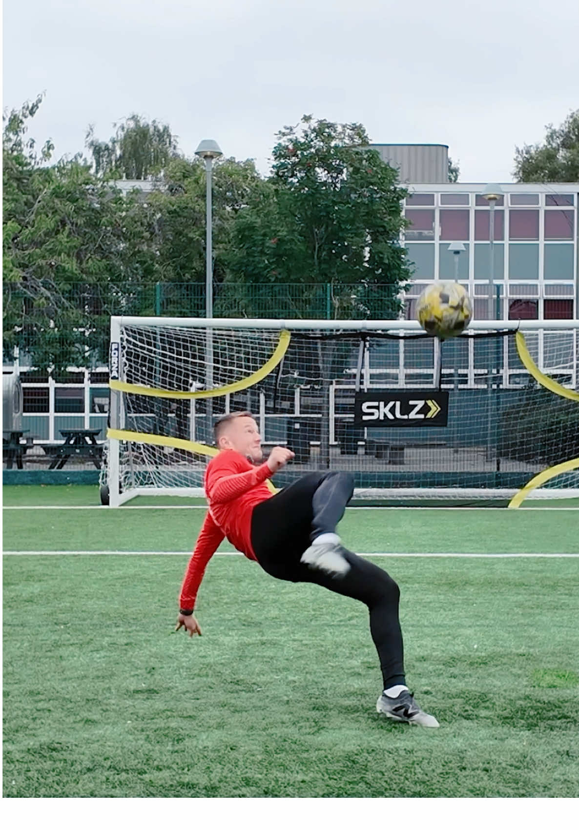 Richarlison’s bicycle kick was insane 🔥⚽️ Want to pull it off yourself? Here’s how: ✔️ Think of it as a volley, but facing away from goal. ✔️ Get comfortable jumping off both legs — athleticism is key. ✔️ Variations: sideways, full overhead, or in-between (like Richarlison). ✔️ Contact is everything — strike through the middle of the ball. ✔️ Too low = over the bar, too high = easy for defenders. Aim clean & flat. Master these fundamentals and you’ll be ready to try the spectacular 🚀 #LearnOnTikTok #TikTokSports #FootballSkills #SoccerTips #BicycleKick   
