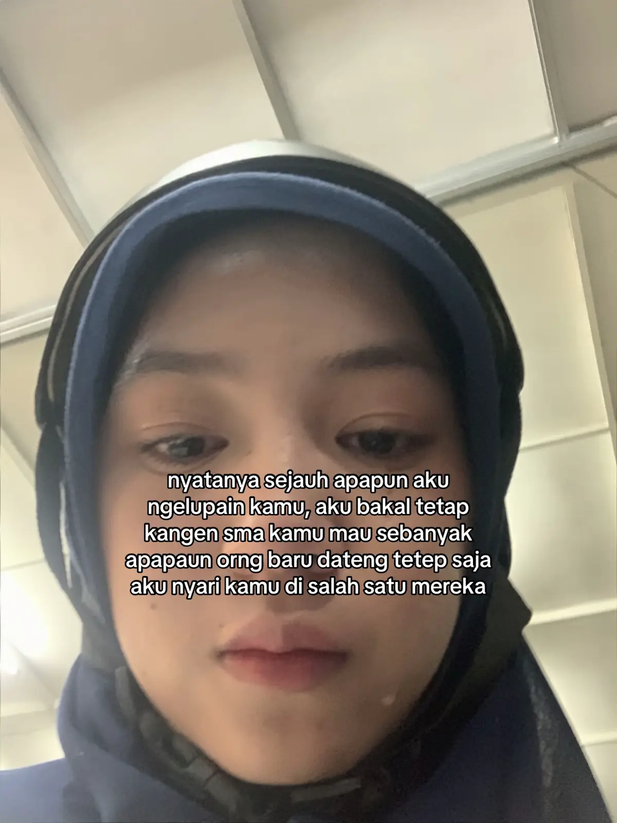 kenangan kita masih berputar dikepalaku #merindumulagi #musikditiktok #risingontiktok #fyp 