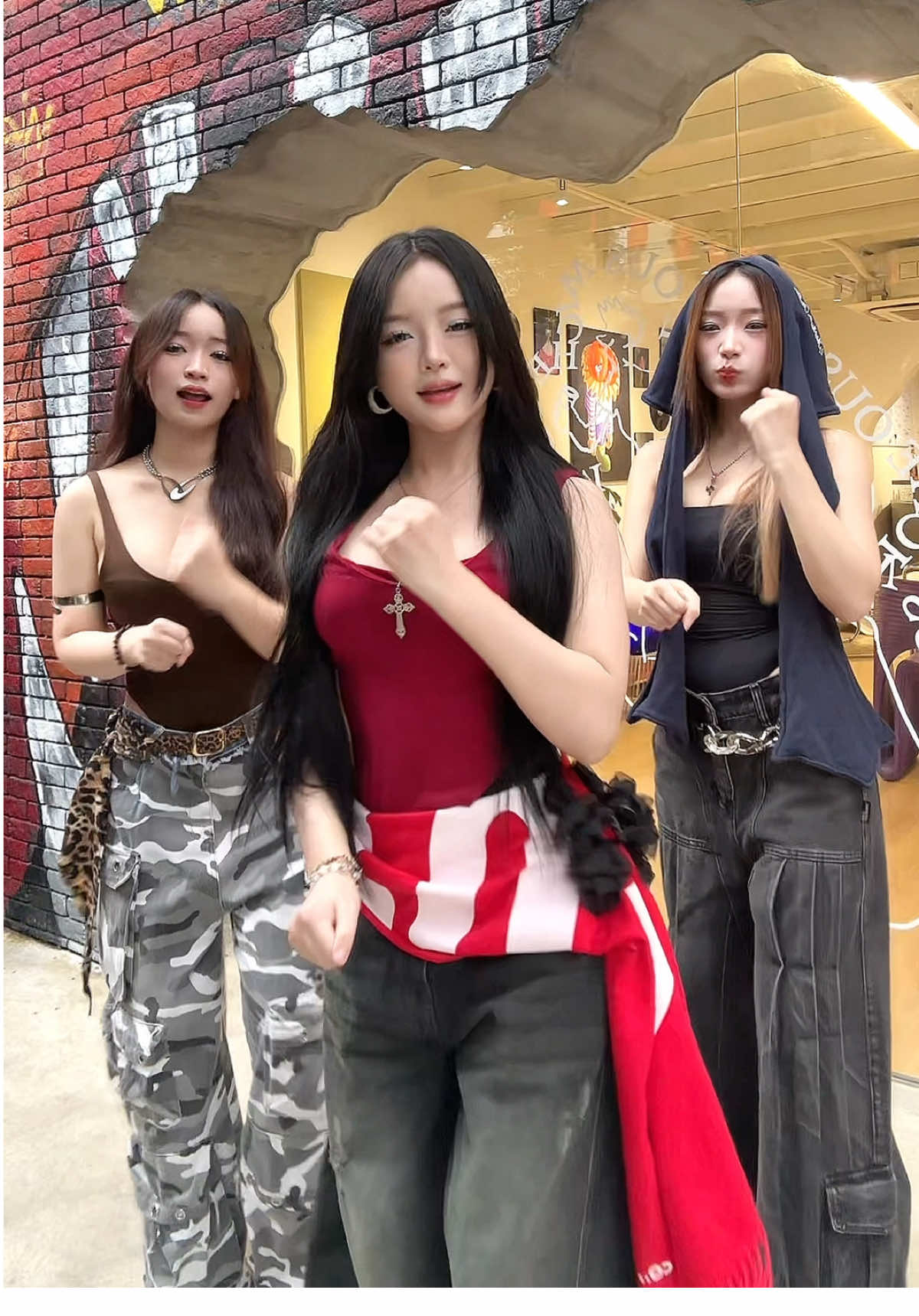 luấy cuây kuym lại noè @🍒𝒳𝓊𝒶̂𝓃 𝒴𝑒̂́𝓃🍒  @𝓧𝓾𝓪̂𝓷 𝓟𝓱𝓾̛𝓸̛𝓷𝓰🐰  