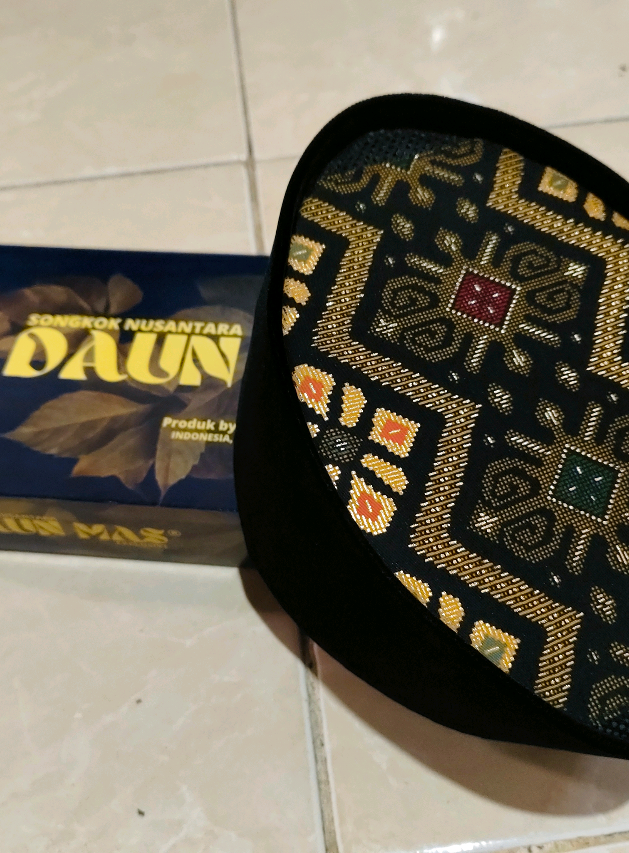 peci batik songket #fashion #daunmas #peci #songkok #batik 