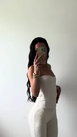 #marsthelabel #capripants #corsetoutfits #iamvikk #pinterestoutfit 