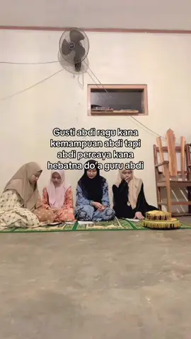🥹 #erisna_jennaira #fypシ #masyaallahtabarakkallah #quotes #kerudungparis 