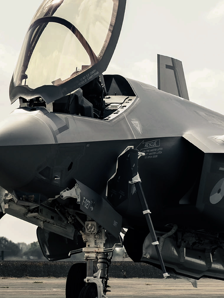 #f35 #f35lightning #airforce  #airplane #CapCut 