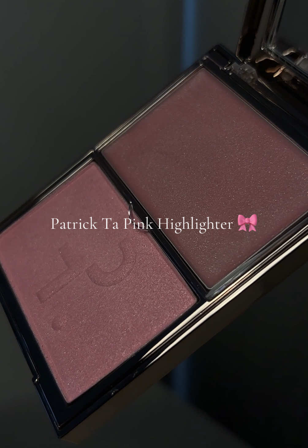 𝐍𝐄𝐖 @Patrick Ta Beauty pink highlighter 🎀 shade: baby 🩰 #patricktabeauty#patrickta #highlighter #minimakeup #fyp 