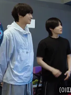 chanyeol on gym jong kook !!🥹🍒 #exo #weareoneexo #chanyeol #parkchanyeol #jongkook 