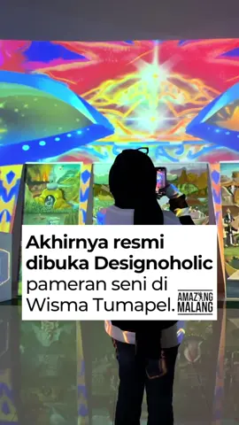 Akhirnyaaa! Pameran seni ini dibuka di Wisma Tumapel🤩💫  Ini tuh hasil karya mahasiswa rekk, sangat kereeen. BANYAK POL SPOT FOTO! Masuknya mek 10ribu tapi ada pameran hingga bazaar eee. Iso live sketch hingga photobooth✨  📍 @designoholic.exhibition, Wisma Tumapel 📆 21 Agustus - 3 September 2025  💰 HTM 10k #amazingmalang #malanghits #infomalang #exhibition #eventmalang  