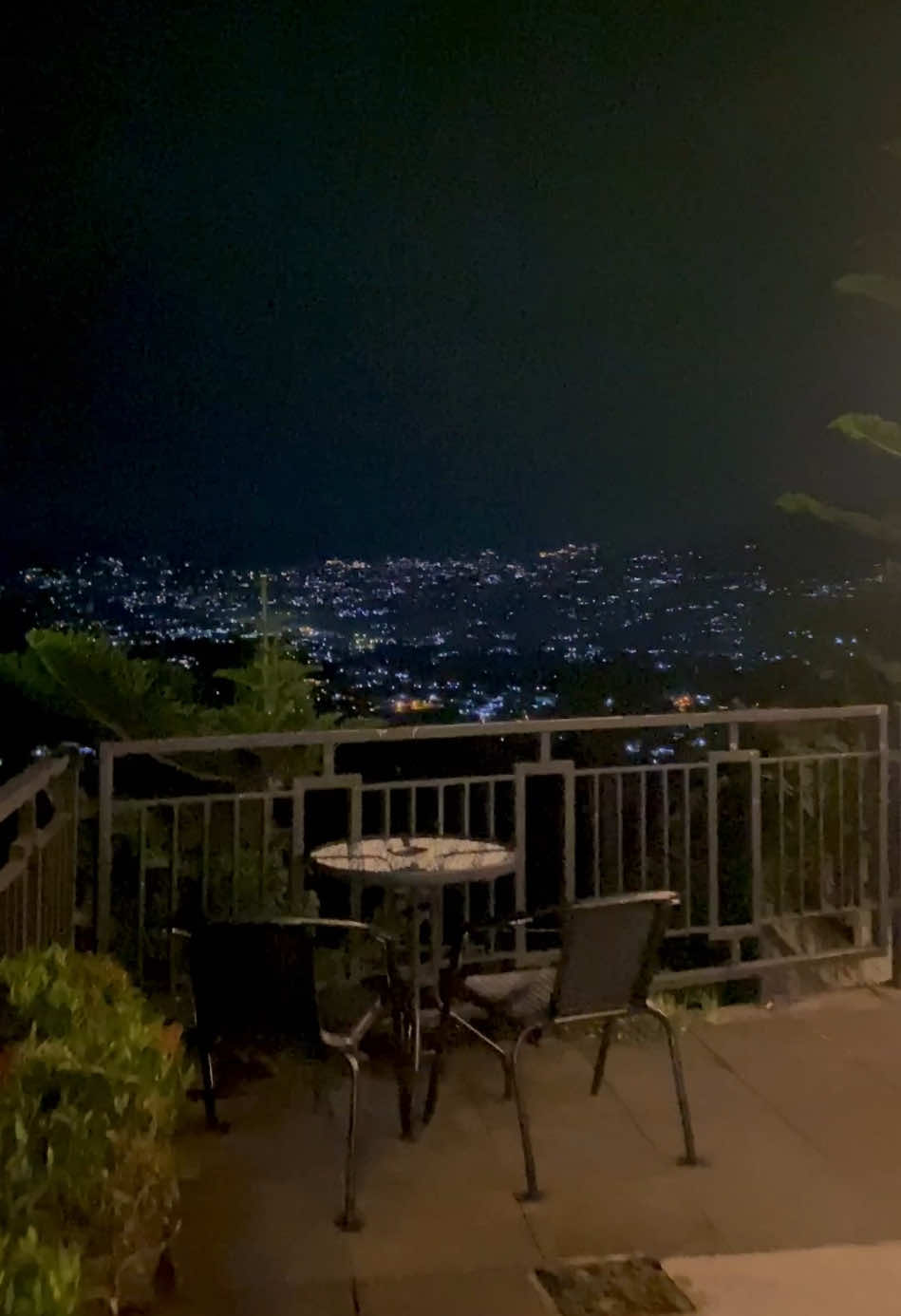 Definisi ngopi with a view ✨ #kedaikopi #cafebogor #kedaikopiabdicijeruk #fyp 