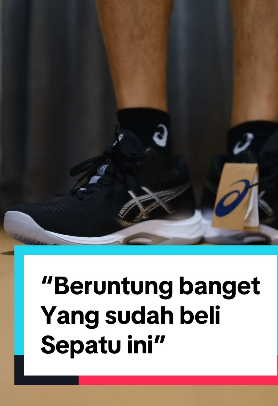 Yang sudah beli sepatu ini sangat beruntung,karena selain ringan sepatu ini sudah untuk di dapatkan.stoknya pun semakin sedikit untuk saat ini #asics #voly#fyp