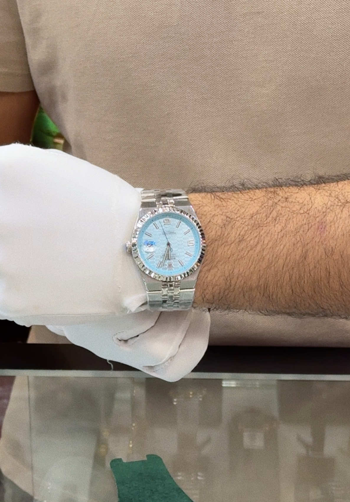 #foryou #viral #luxuryhour #watchesformen #fypviral 