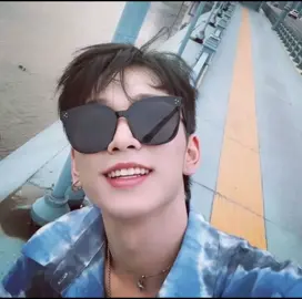 แว่นกันแดดสำหรับผู้ชาย สไตล์เกาหลี