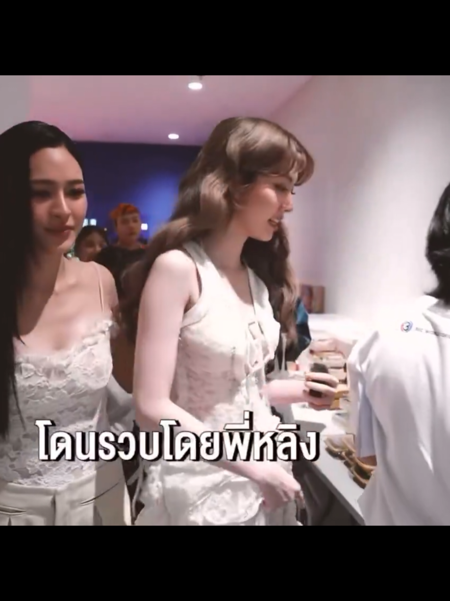 #linglingkwong #ormkornnaphat #lingorm #fyppppppppppppppppppppppp #fypage @ออมออมเอง:^D @Lingling Kwong 