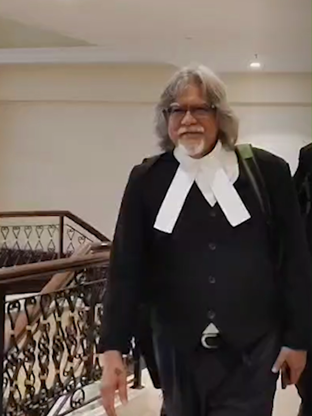 Datuk Ram Singh menegaskan bahawa beliau tidak pernah menerima, meminta atau dipengaruhi oleh sebarang dorongan daripada mana-mana parti politik atau mana-mana pihak yang berhubungan dengannya. #harianmetro #zaraqairina