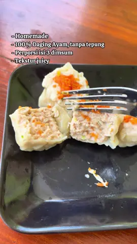 Dimsum Homemade dari Bakmi Pertiwi Menganti  BAKMI PERTIWI MENGANTI  Palem Pertiwi E-10 Buka Selasa-Minggu Jam 14.00-21.00 Senin Libur #bakmilaksa #bakmilaksaayampanggang #bakmilaksamenganti #kulinermenganti #kulinergresik #bakmi #bakmipertiwi #bakmipertiwimenganti #cheesecake #burntcheesecake #gresik #menganti 