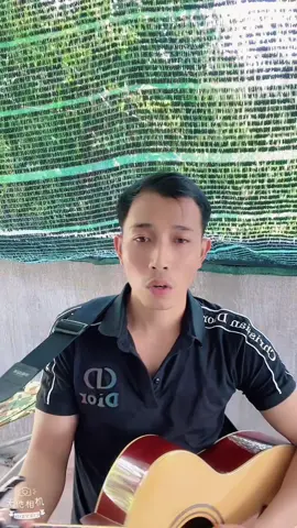 Nghe nói bài này hay#guitar #dammediemhat #xuhuongtiktok 