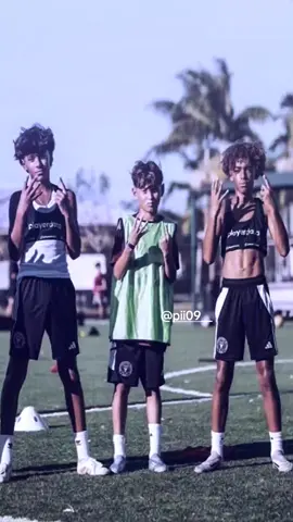 ehhh ini kan anak baruu bukan sihh?? baru baru bulan kemarin masuk , aku dapet dri akun temennya yg namanya Leo dia di u14 season ini , berarti anak baruu kannn 🤭🔥🔥@♣️  #intermiamicf #intermiamicfacademy #gavinu14 #gavin #intermiamicfacademy 