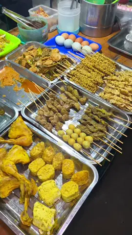 nasi uduk bumbu rendang terenaak di bandar lampungg🤤 #promoseruweekend #fyp #lampung #nasiudukbumburendang #nasiudukbuchichi 
