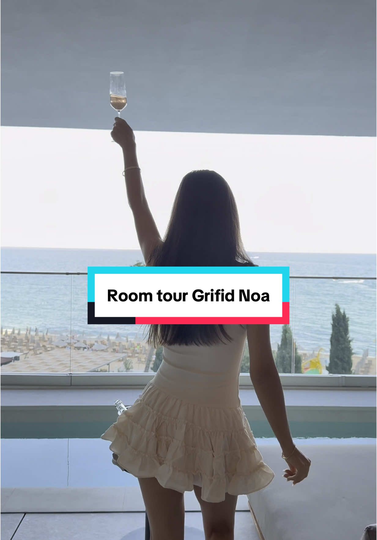 Din nou la @GRIFID HOTELS , Grifid NOA Ne vedem și pe Instagram: Cezara Munteanu #cezaramunteanu #bulgaria #grifidnoa #goldensands #RoomTour 