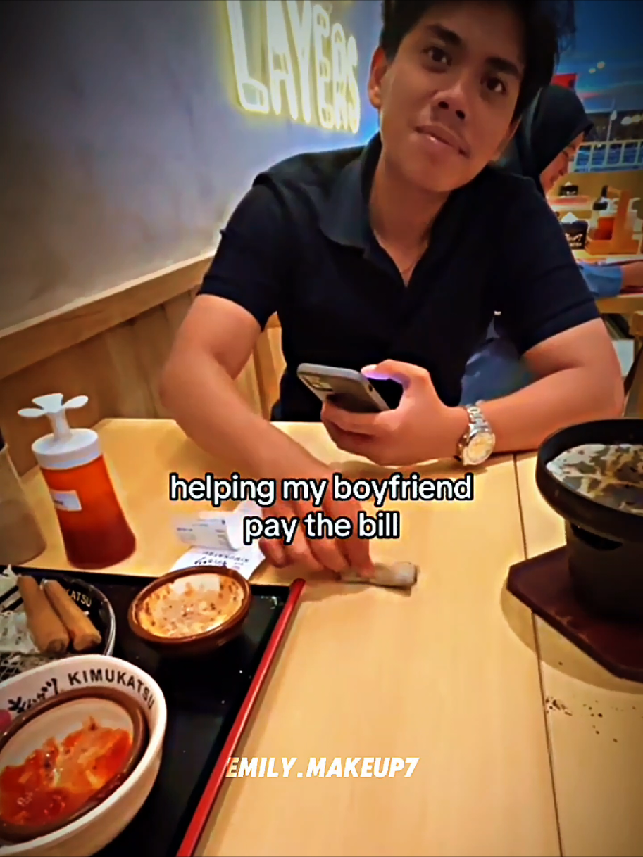Helping Him Pay The Bill🔥🤓🤯#edit #trending #troll #trollface #foryou #foryoupage 