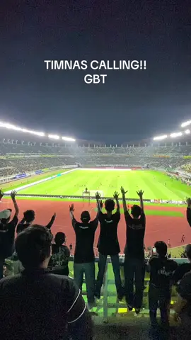 ikut meramaikan GBT cakk! surabaya menyala, alhamdulillah. #timnasindonesia #timnasday 